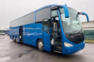 Autobus turistico Irizar Scania