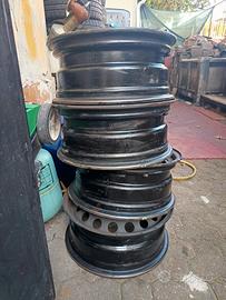 set 4 cerchi in ferro