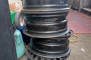 set 4 cerchi in ferro