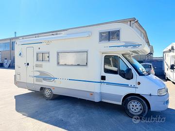 Adria coral 670 DK mansardato