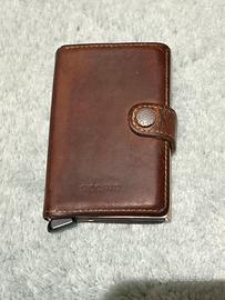 Portafoglio portacarte SECRID marrone RFID