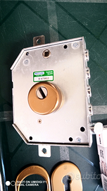 Serratura x portoncino blindato