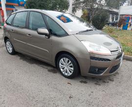 Citroen C4 Picasso 1.6 VTi 120 benzina circola are