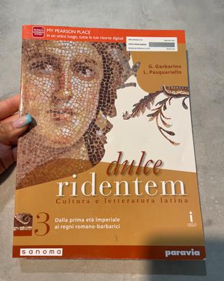 Libro “dulce ridentem”