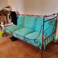 Divano in ferro