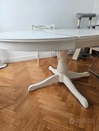 Tavolo allungabile IKEA (110x110 cm / 155x110 cm)