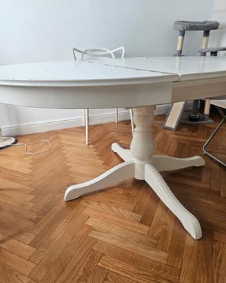 Tavolo allungabile IKEA (110x110 cm / 155x110 cm)
