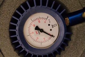 Manometro per pressione gomme di precisione