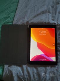 IPad A1566 32GB + custodia