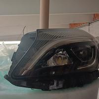 faro mercedes classe A 2023