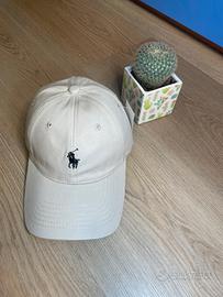 Berretto beige Polo Ralph Lauren con logo ricamato