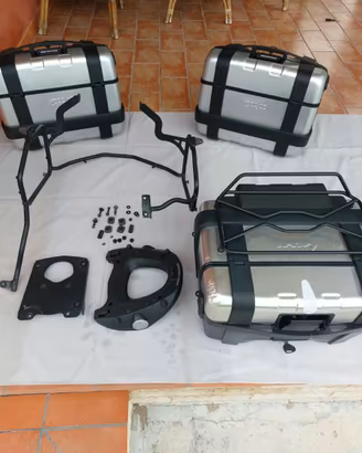 TRIS VALIGE GIVI COMPRESO SUPPORTO