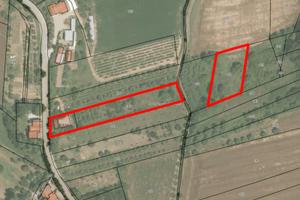 Terreno con accessorio e grande tettoia