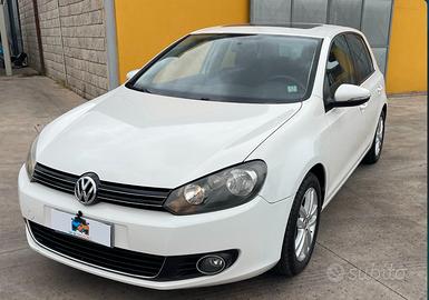 Volkswagen Golf 1.6 TDI DPF 5p. Highline NEOPATENT