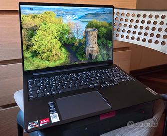 IdeaPad Pro 5  16" Ryzen 5 6600HS 16GB [QWERTZ]