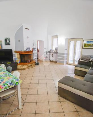 CASA SEMINDIPENDENTE A RIVAROSSA