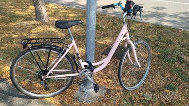 Bicicletta city bike btwin donna