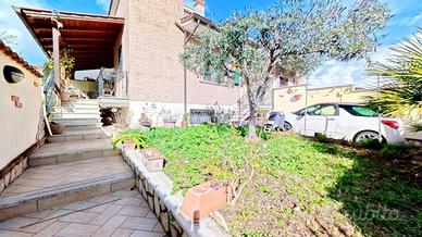 Villetta quadrifamiliare Roma