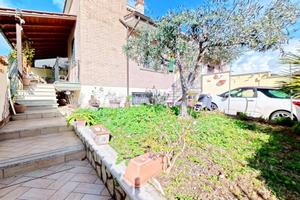 Villetta quadrifamiliare Roma