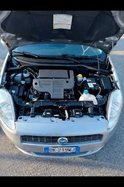 FIAT GRANDE PUNTO NUOVA 9KM IN 10 ANNI