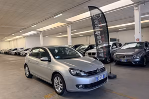 Volkswagen Golf 1.6 TDI DPF DSG 5p. Highline