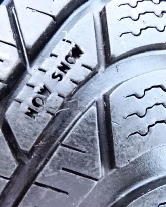 PNEUMATICI INVERNALI PIRELLI  (SEMINUOVI)