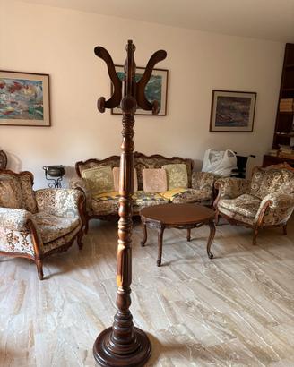 attaccapanni in legno marrone