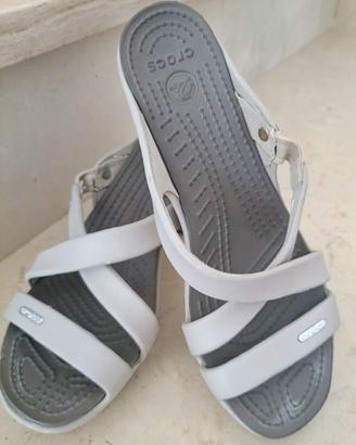 Ciabattine Crocs con tacco