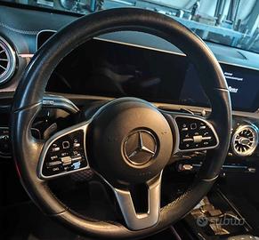 Scsmbio volante Mercedes-Benz completo