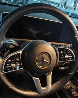 Scsmbio volante Mercedes-Benz completo