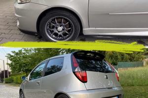 Cerchi in lega R15  fiat 500, Punto