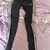 pantaloni adidas