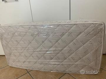 materasso lettino bimbo