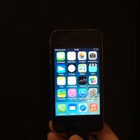 Iphone 4 - 8GB