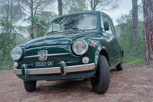 Fiat 600D fanalona del 196