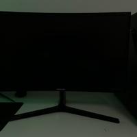 Monitor Samsung LC24RG50 da gaming o da lavoro