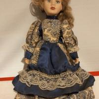 Bambola di porcellana