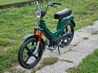 Piaggio si elaborato Vendita in Moto e scooter