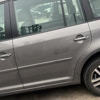 Porta posteriore sx vw touran 2008