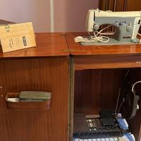 Macchina da cucine con mobile