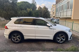 Volkswagen Tiguan 1.5 TSI 150 CV  R-line