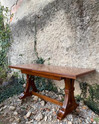 Tavolo in legno