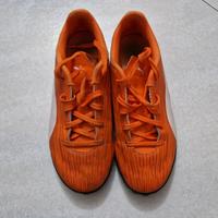 Scarpe da calcetto tg.36 originali Puma mod Rapido