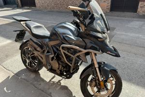 Moto zontes 310 t1