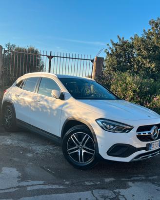 Mercedes GLA