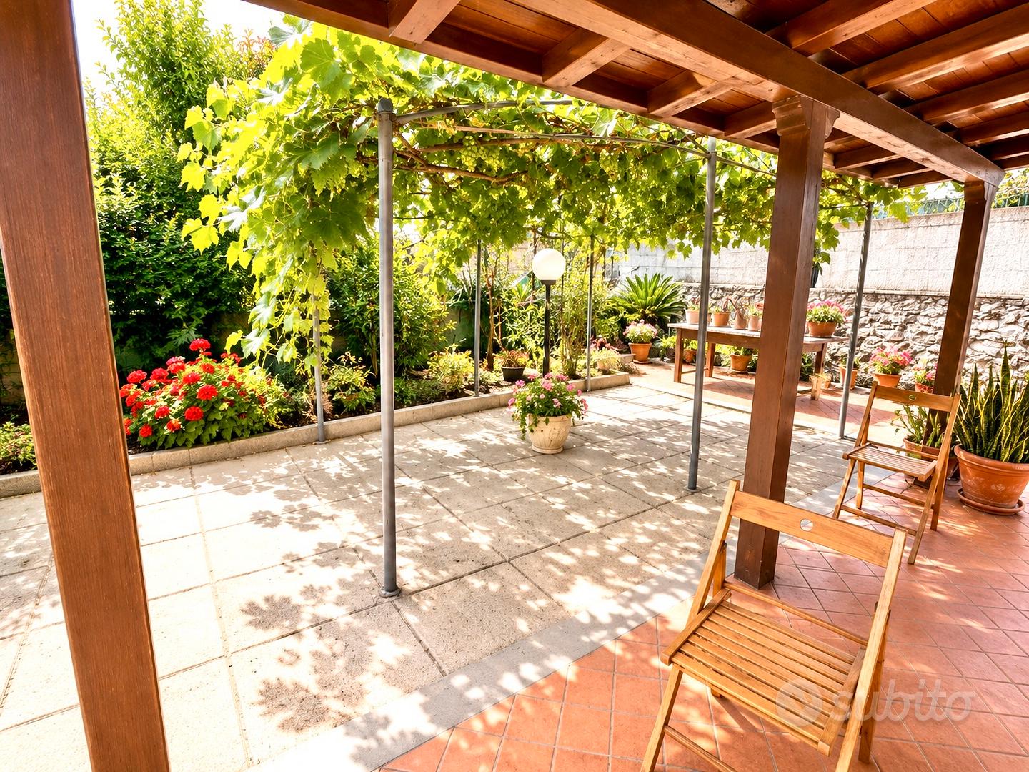 Terreno in zona Balneare pianeggiante fabbricato - Altro
