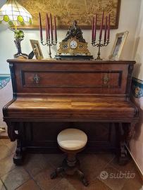 Antico pianoforte verticale KAUFMANN di fine 800 