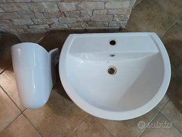 Lavabo sospeso bianco