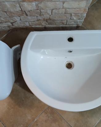 Lavabo sospeso bianco
