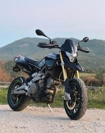 Aprilia Dorsoduro 750